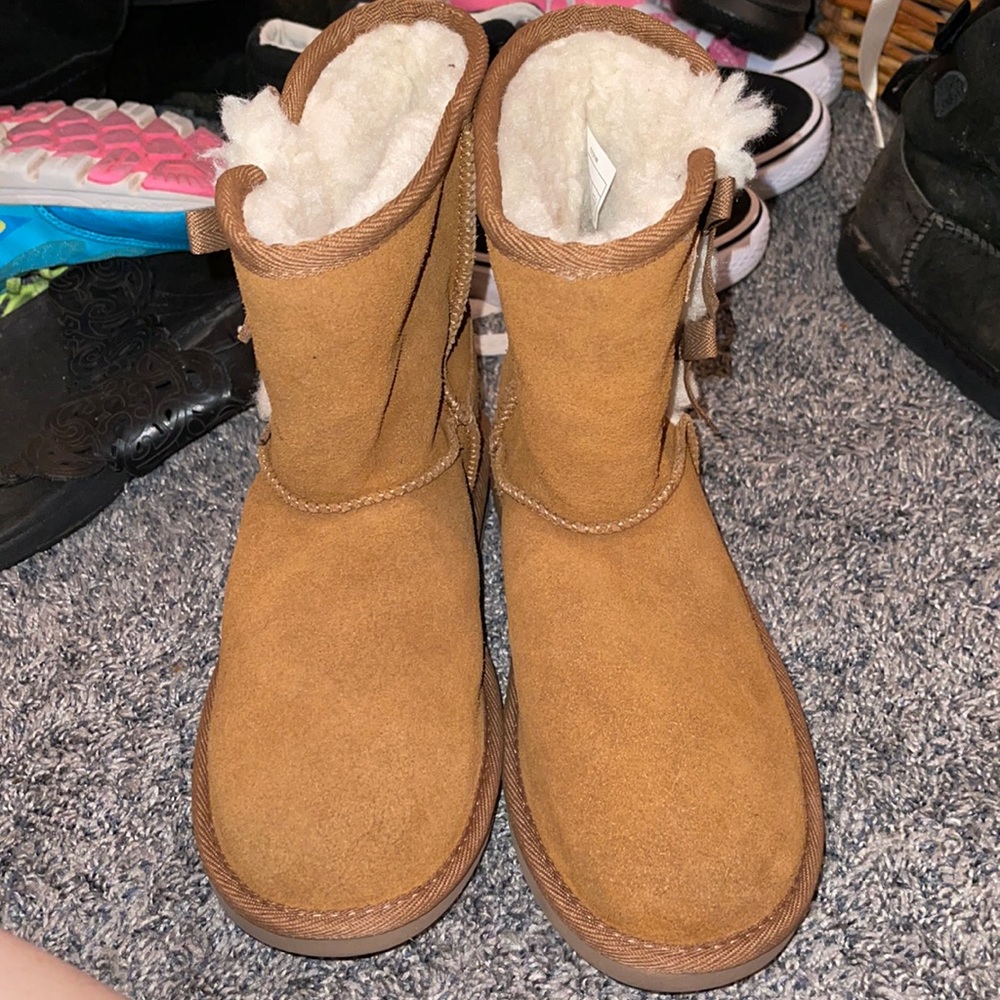 Brand new kookaburra by uggs